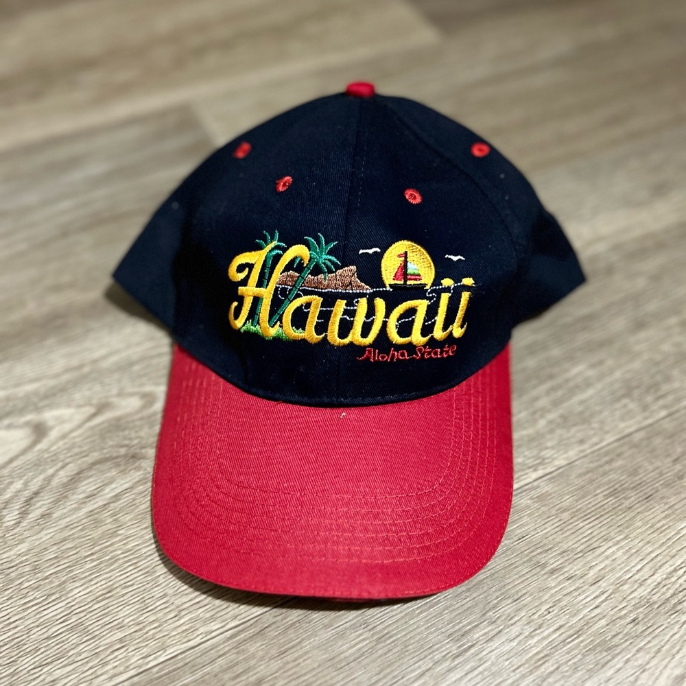 Vintage Embroidered Hawaii Hat